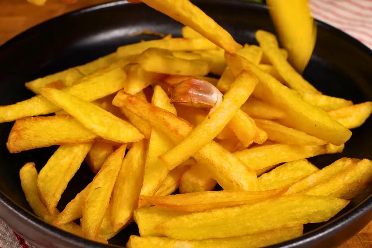 Batata Frita de Panela de Pressão