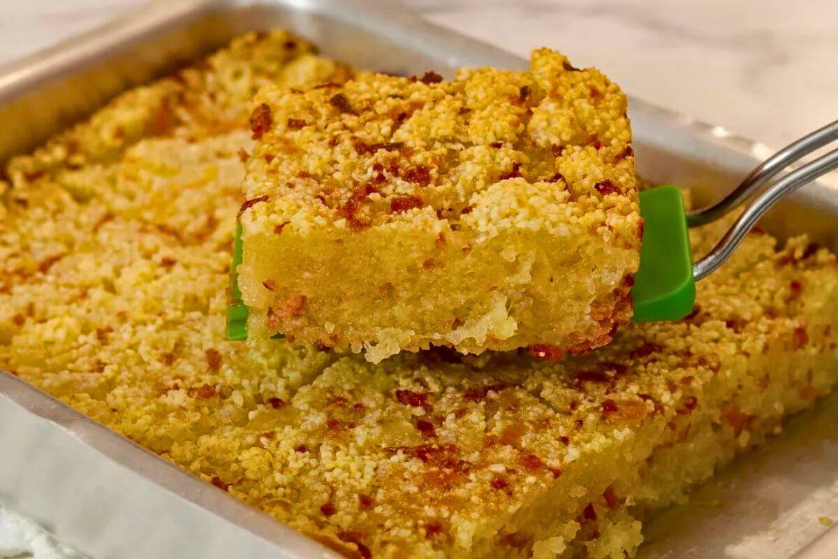 Bolo Salgado Caroço com Muçarela e Calabresa