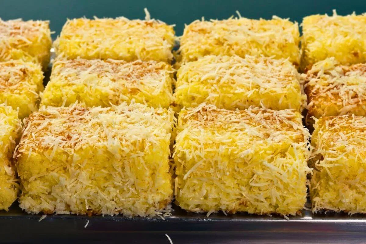 Bolo de Coco Gelado e Embrulhado