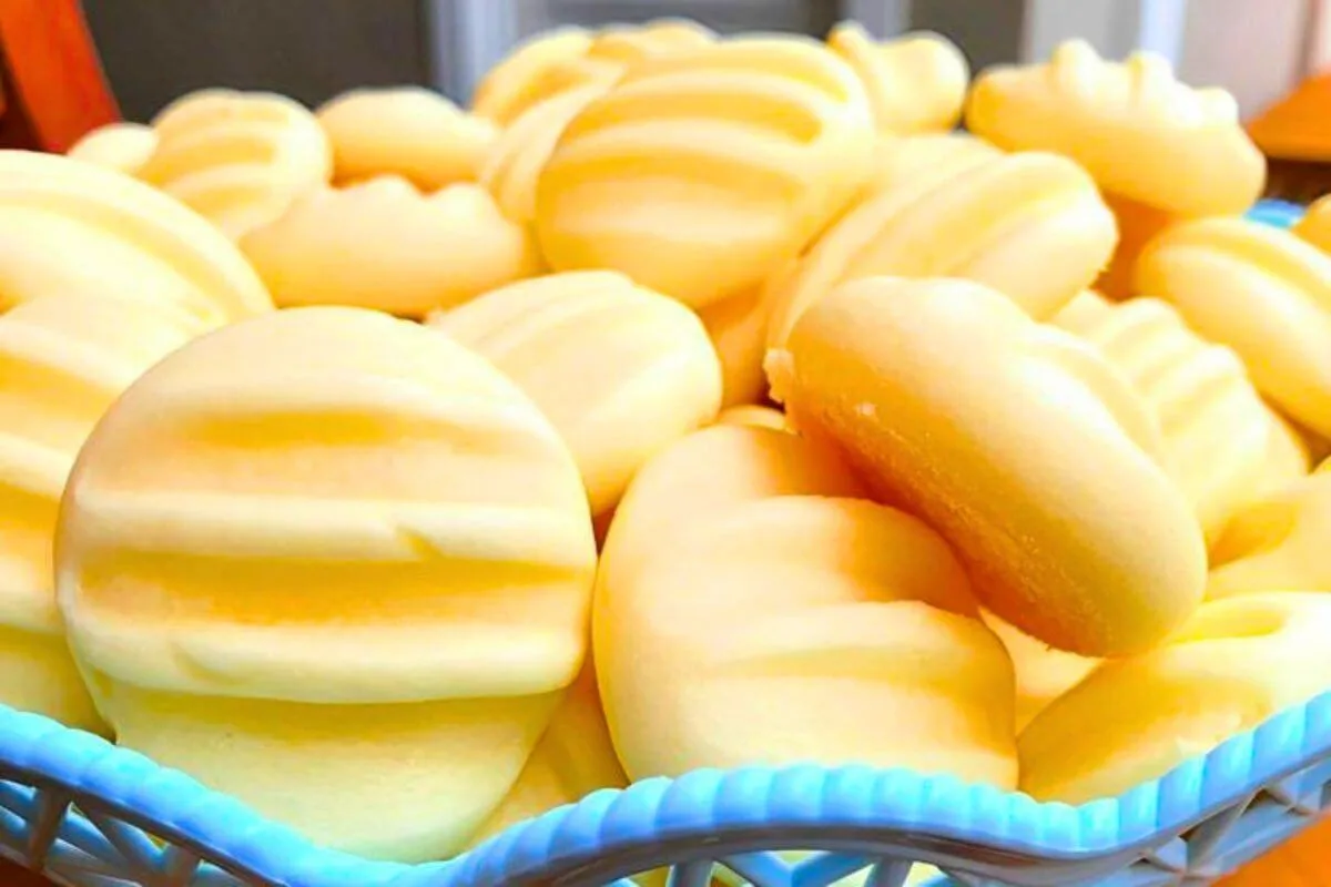 Biscoito de Maizena Com Leite Condessado Perfeito Para o Café da Tarde
