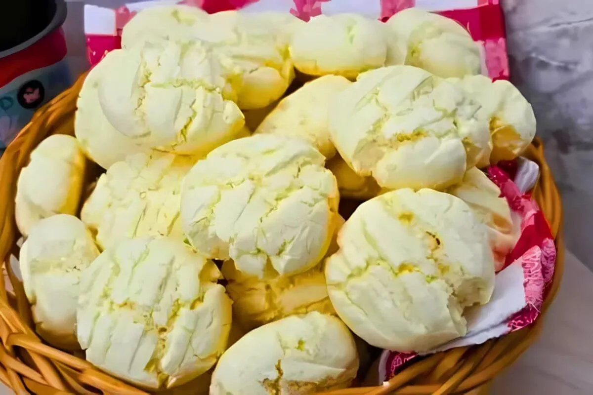 Biscoito de Polvilho Com Coco