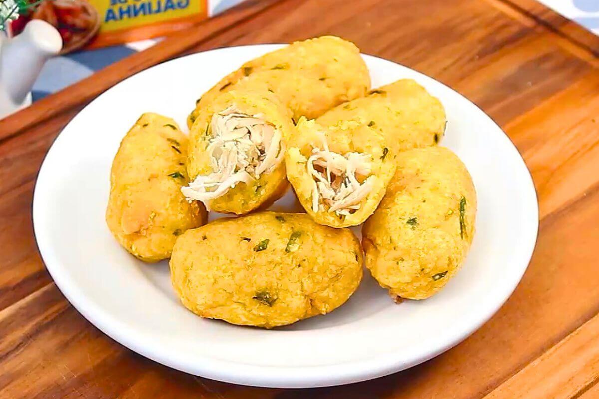 Bolinho de Frango Mineiro