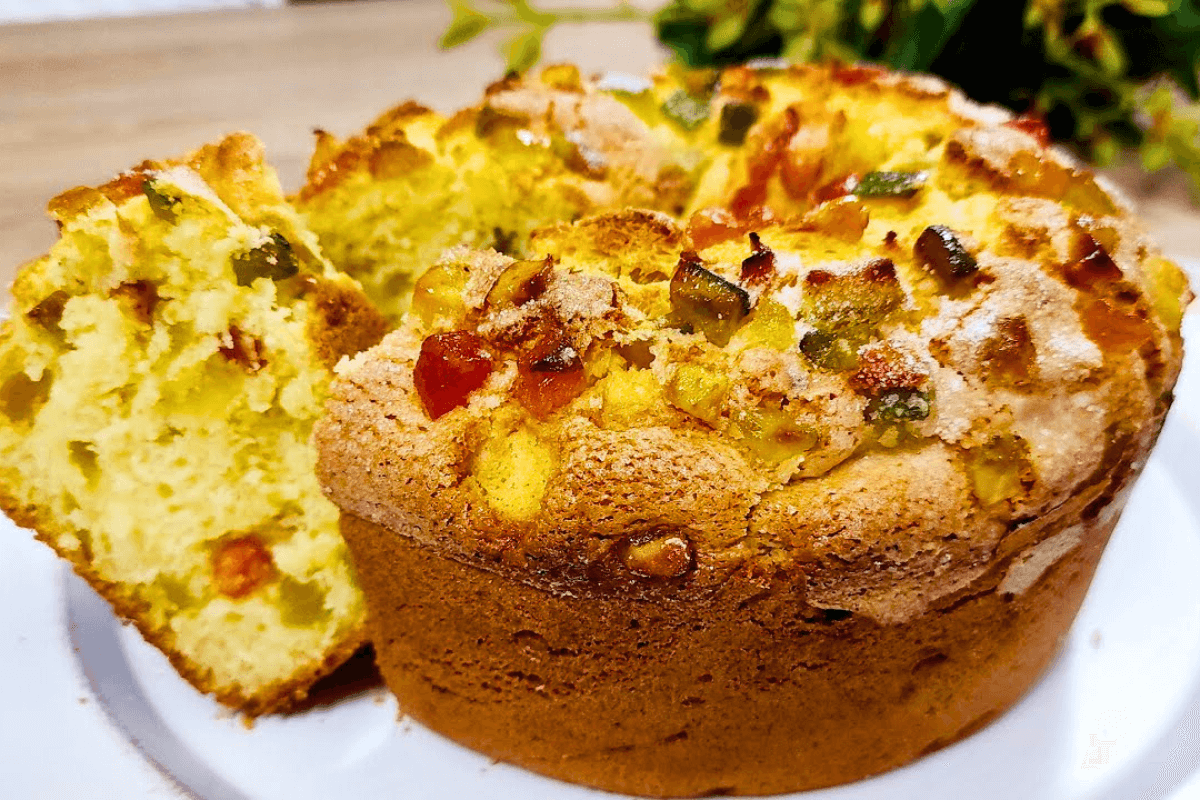 Bolo de Frutas Cristalizadas Para Todas as Ocasiões
