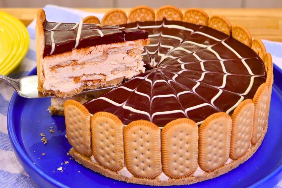 Torta Alemã Simples e Fácil de Fazer Sem Chantilly