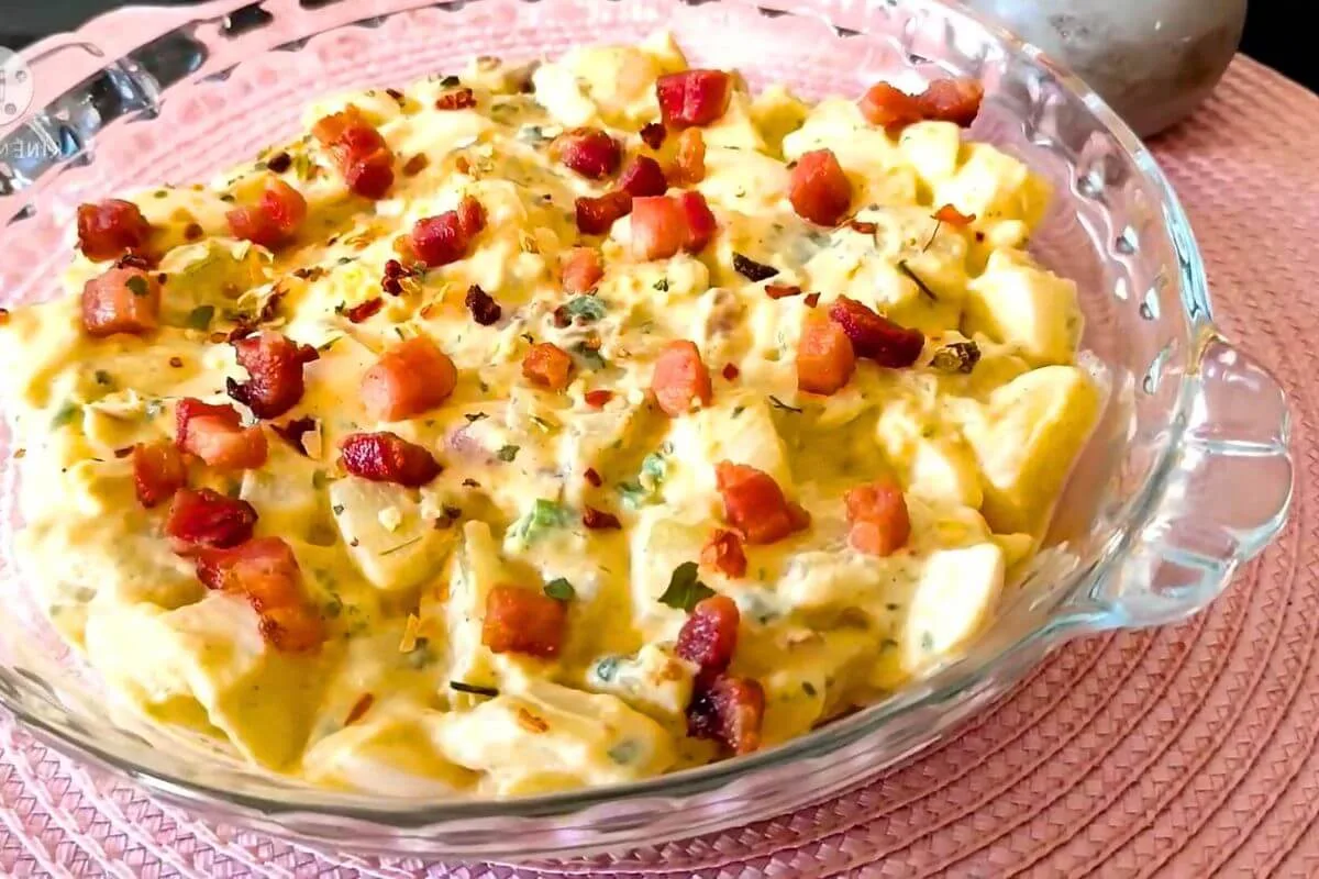 Descubra o Segredo da Salada de Batata e Bacon dos Restaurantes