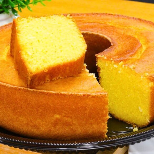 Cute corn cake cake and wet without wheat Cute corn cake cake and wet without wheat