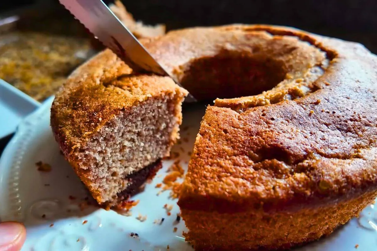 Bolo de Banana Com Aveia 3 Ingredientes Para o Café da Manhã