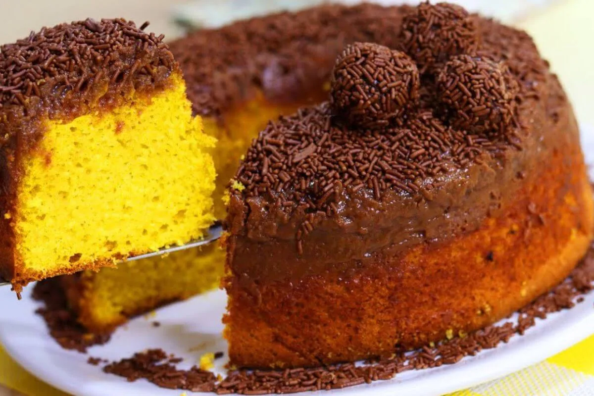 Bolo de Cenoura Invertido Delicioso