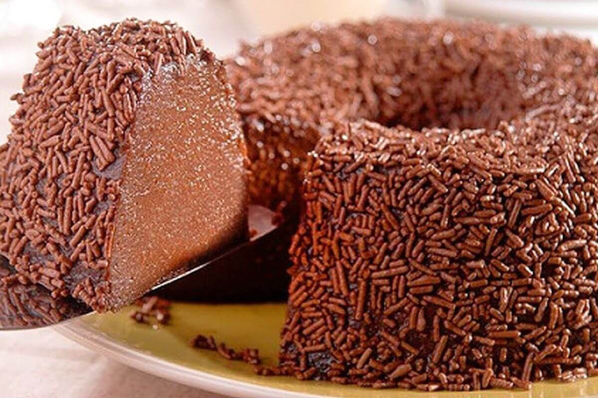 Brigadeirão de Coco Com Chocolate