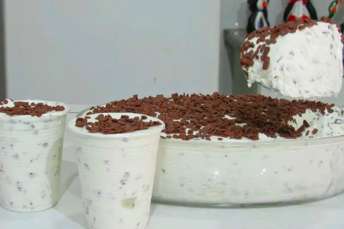 Sobremesa Cremosa de Leite Condensado Irresistível Para a Pascoa