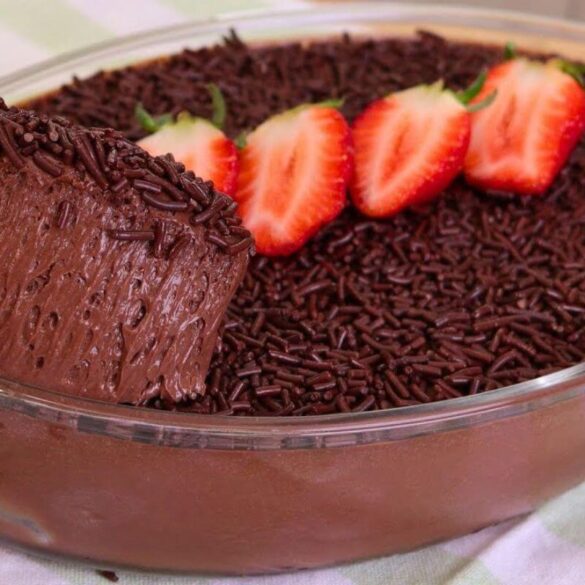 Receita Fácil e Deliciosa de Mousse de Chocolate Receita Fácil e Deliciosa de Mousse de Chocolate