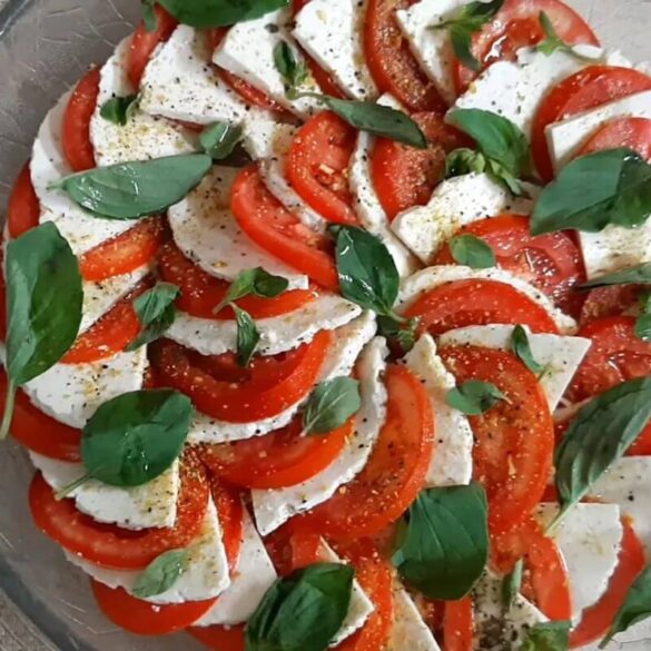 Practical salad for a balanced week Practical salad for a balanced week
