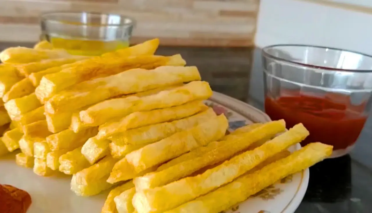 O Ingrediente Que Vai Transformar Suas Batatas Fritas Caseiras Em Um Sucesso