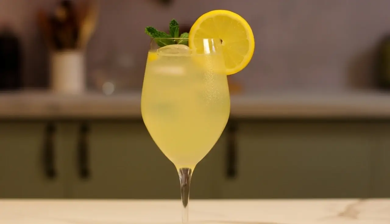 Limoncello Spritz Receita Fácil e Elegante!