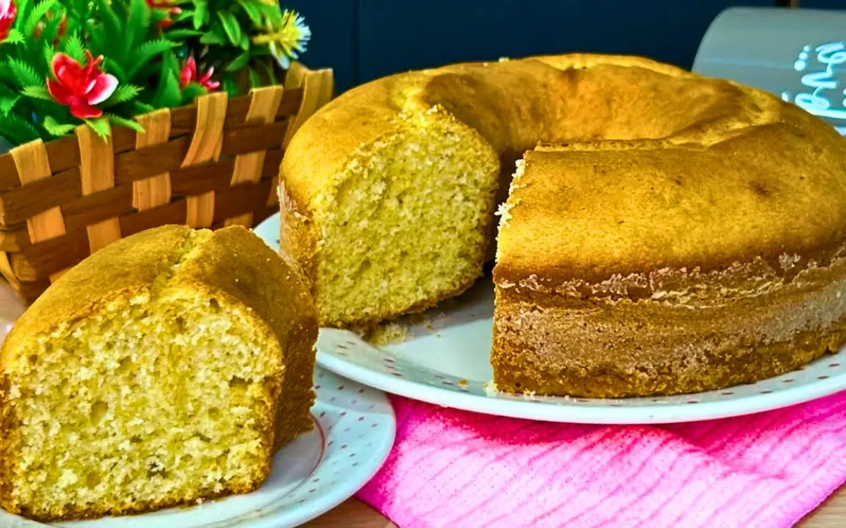 Delicioso Bolo de Dois Ovos