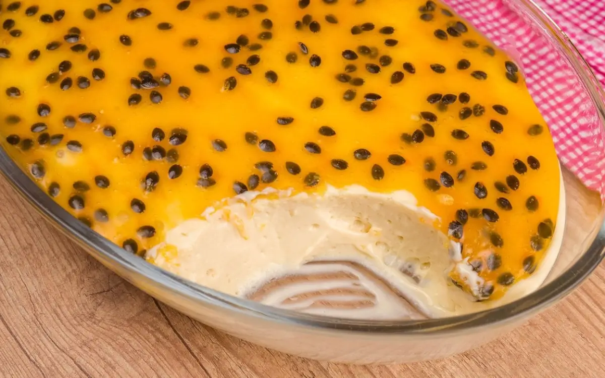 Mousse de Maracujá Na Travessa