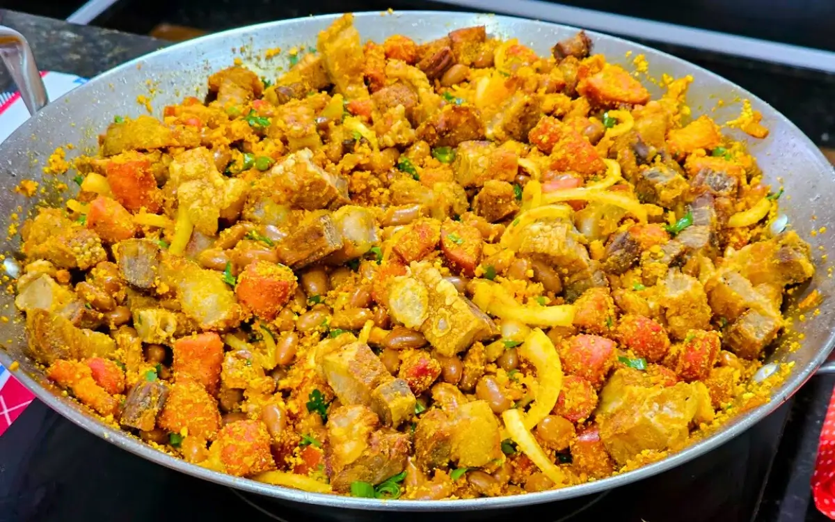 Feijão Tropeiro de Natal