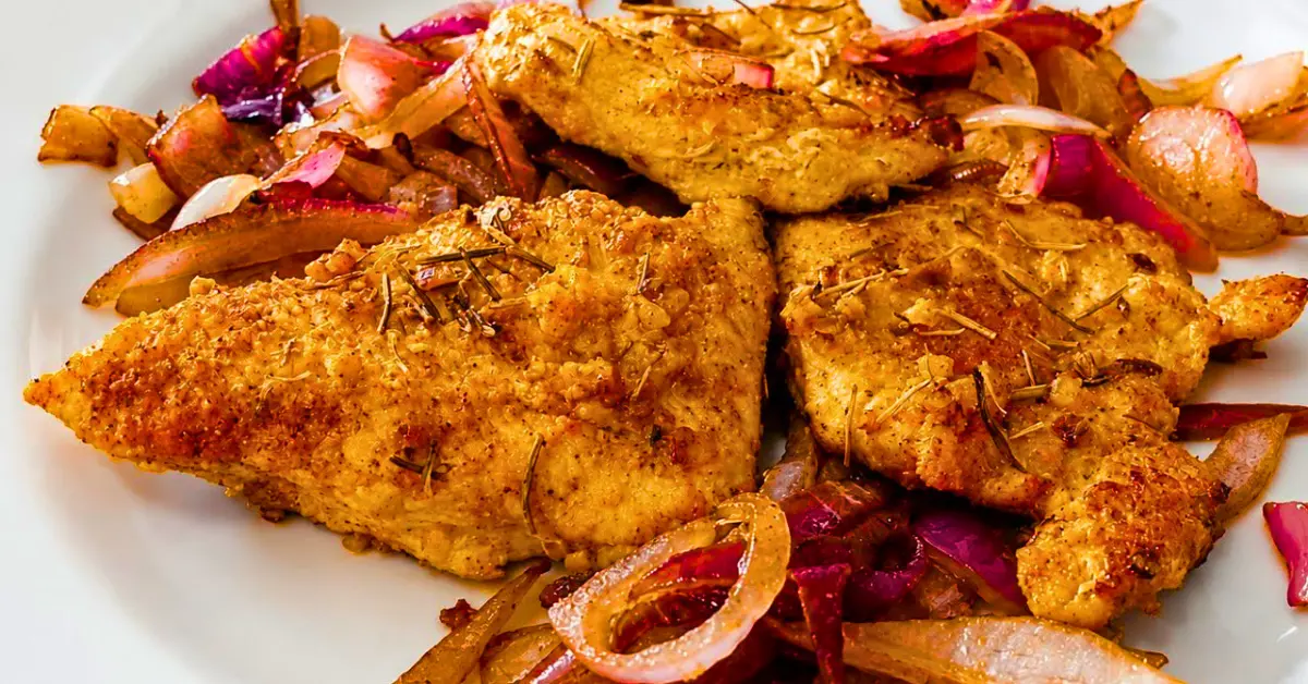 Peito de Frango Macio e Temperado com Açafrão e Alecrim